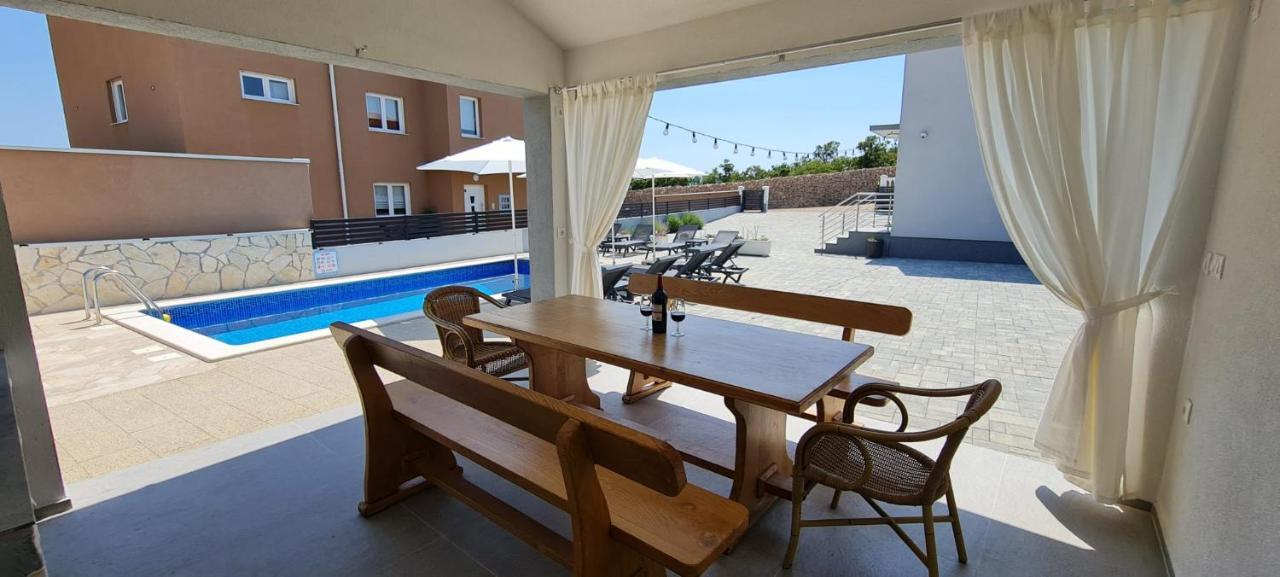 House Vallis Aurea Povile Esterno foto