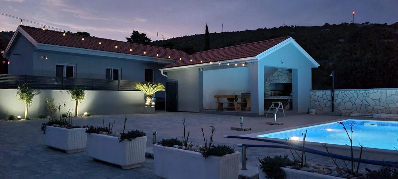 House Vallis Aurea Povile Esterno foto